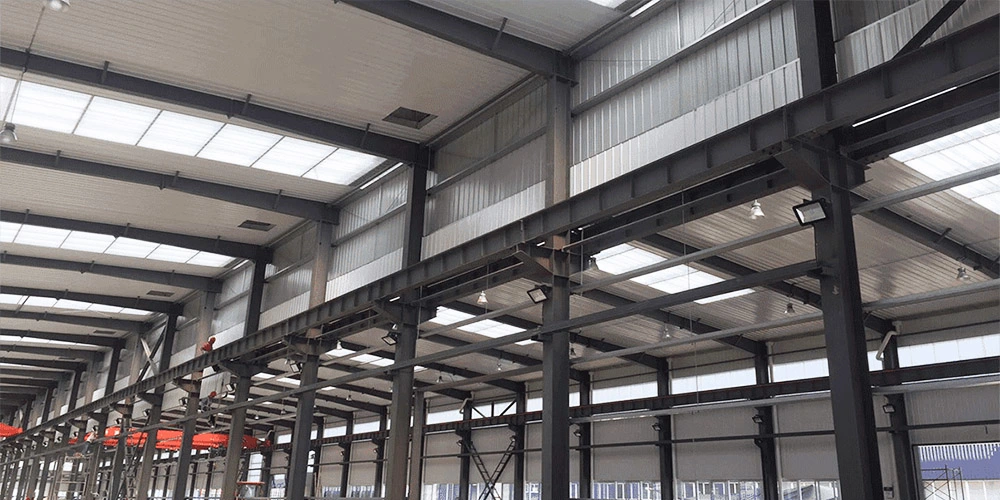 Modern Pre-Engineered Galvanized Steel Structure Prefabricated House Metal Construction Prefab Building for Sale